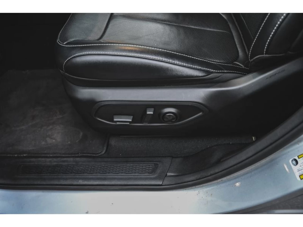 2022 Jeep Grand Cherokee 4xe 4x4 LUXURY REAR SEAT VIDEO PASSENGER SCREEN Image principale