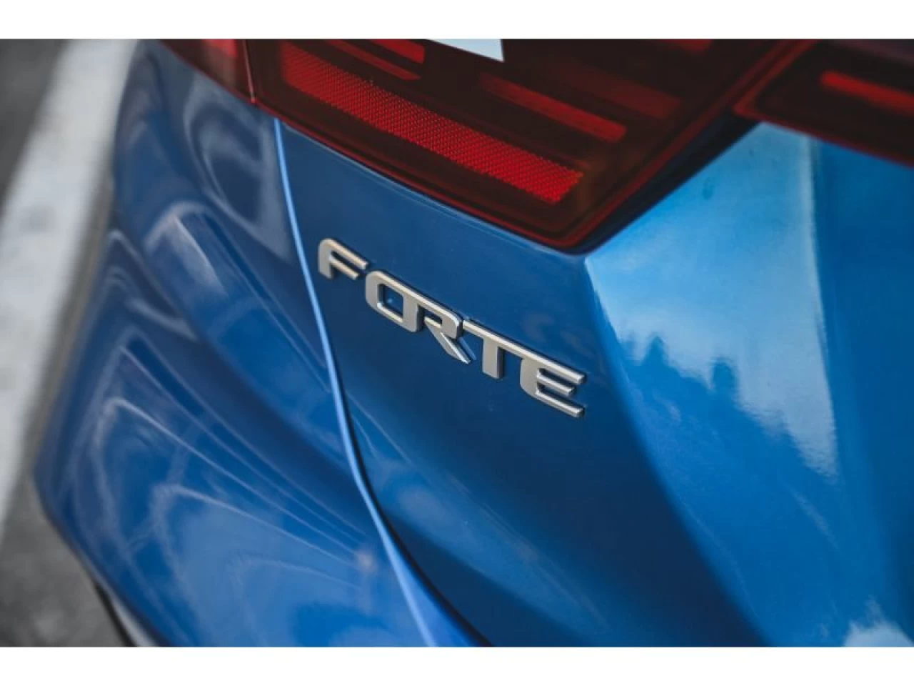 2022 Kia Forte GT Limited DCT CUIR TOIT OUVRANT Main Image
