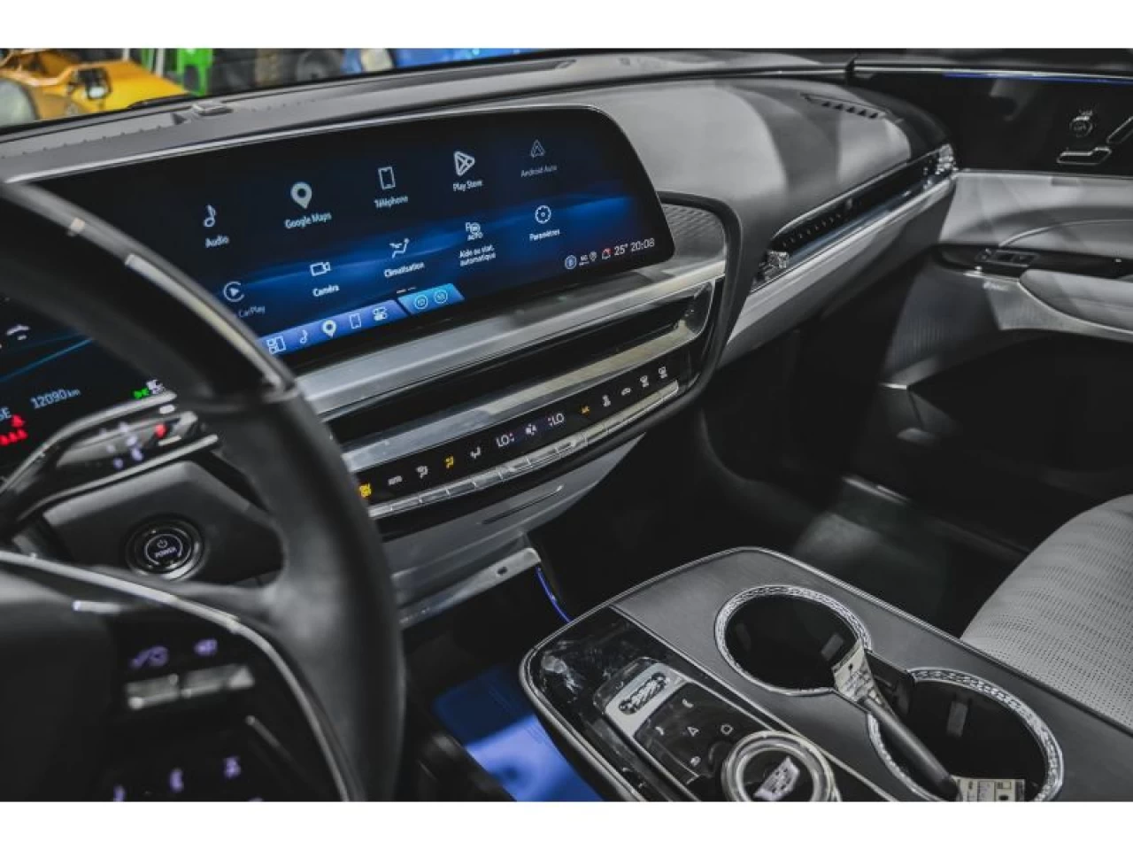 2024 Cadillac LYRIQ Luxury 2 AWD Image principale