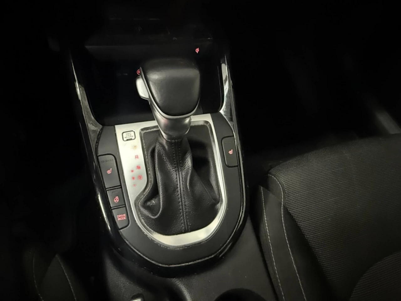 2021 Kia Forte EX Apple CarPlay, Toit, Bluetooth ** APPROUVÉ À 99 Image principale