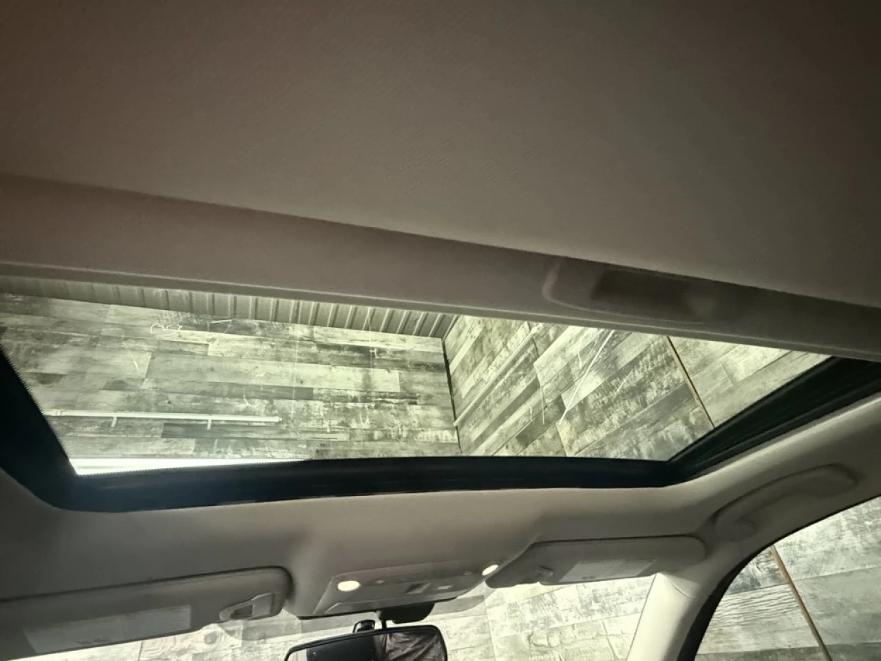 2018 Infiniti Q50 2.0t LUXE AWD CUIR TOIT NAV ** APPROUVÉ À 99.9% ** Image principale