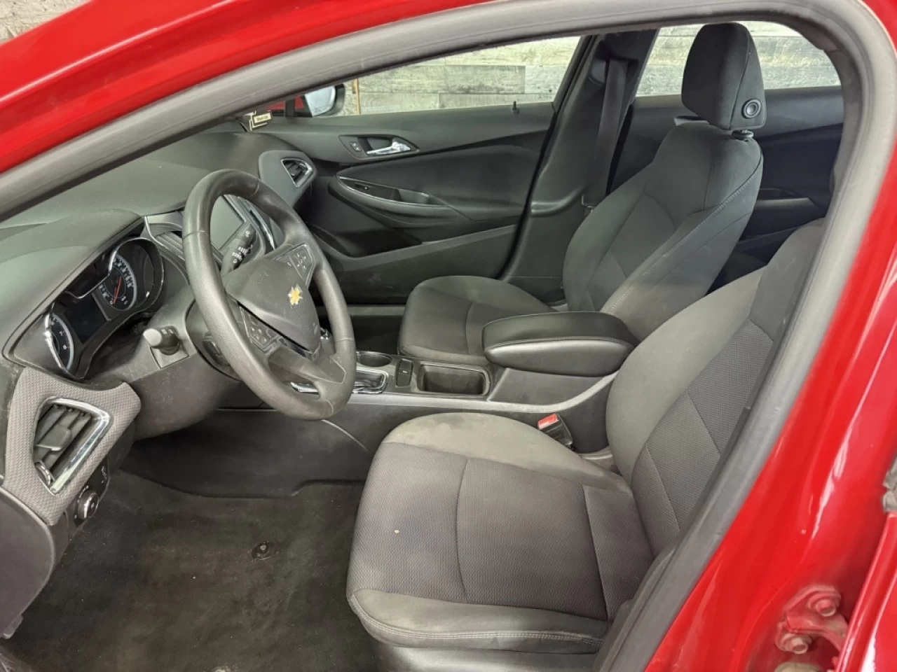 2017 Chevrolet Cruze LT AUTO CAM DE RECUL **APPOROUVÉ À 99.9%** Image principale