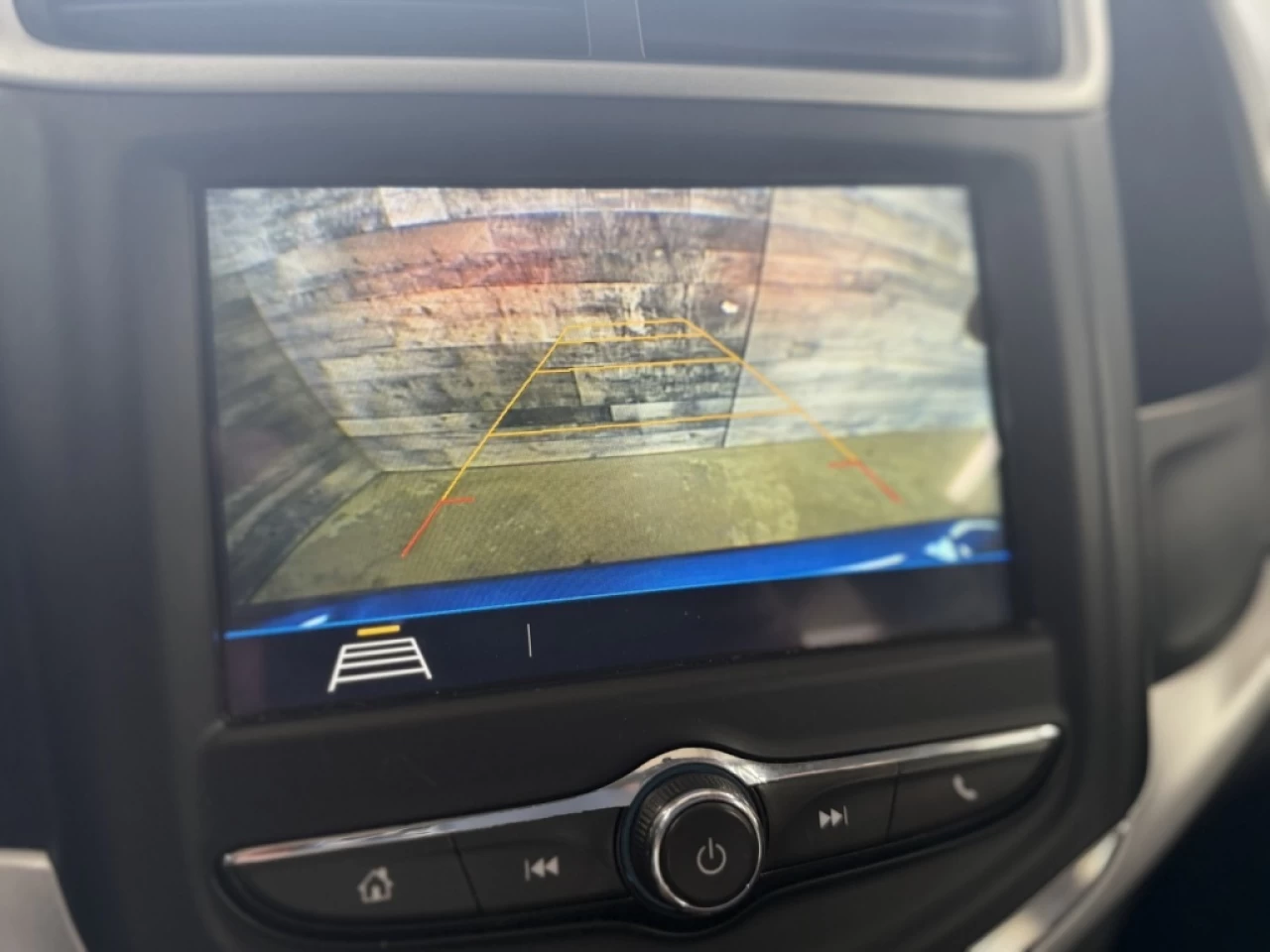 2018 Chevrolet Sonic LT Image principale