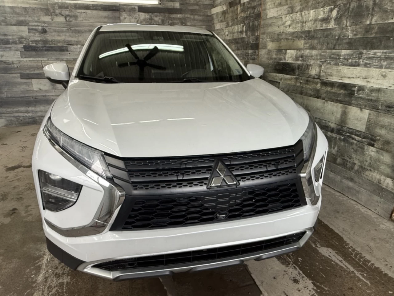2022 Mitsubishi Eclipse Cross SE AWD CAM DE RECUL ** APPROUVÉ À 99.9%** Image principale