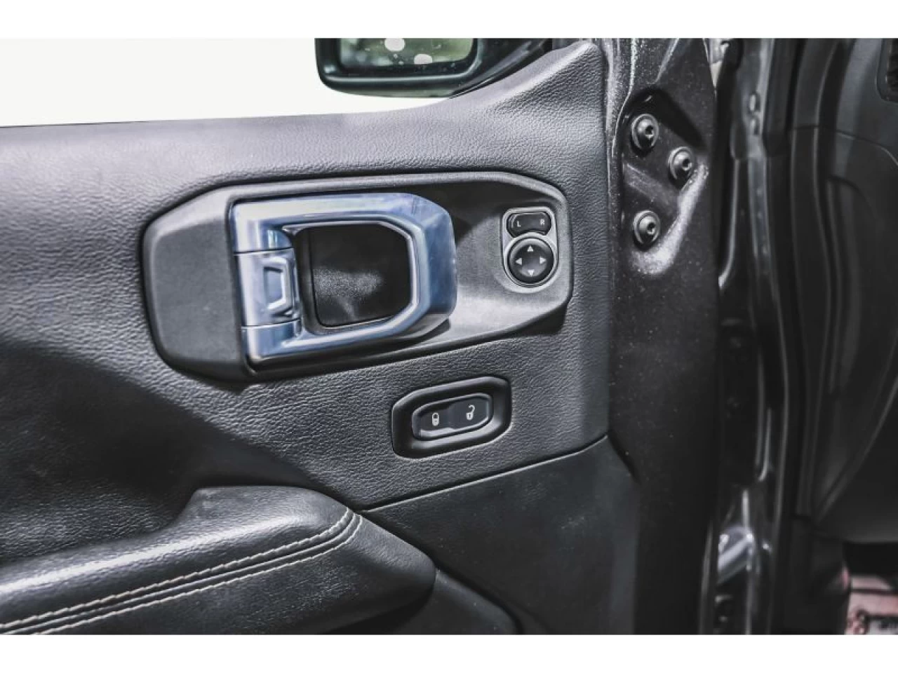 2021 Jeep Wrangler 4xe Unlimited Sahara 4x4 GR. TEMPS ENS REMORQUAGE Main Image