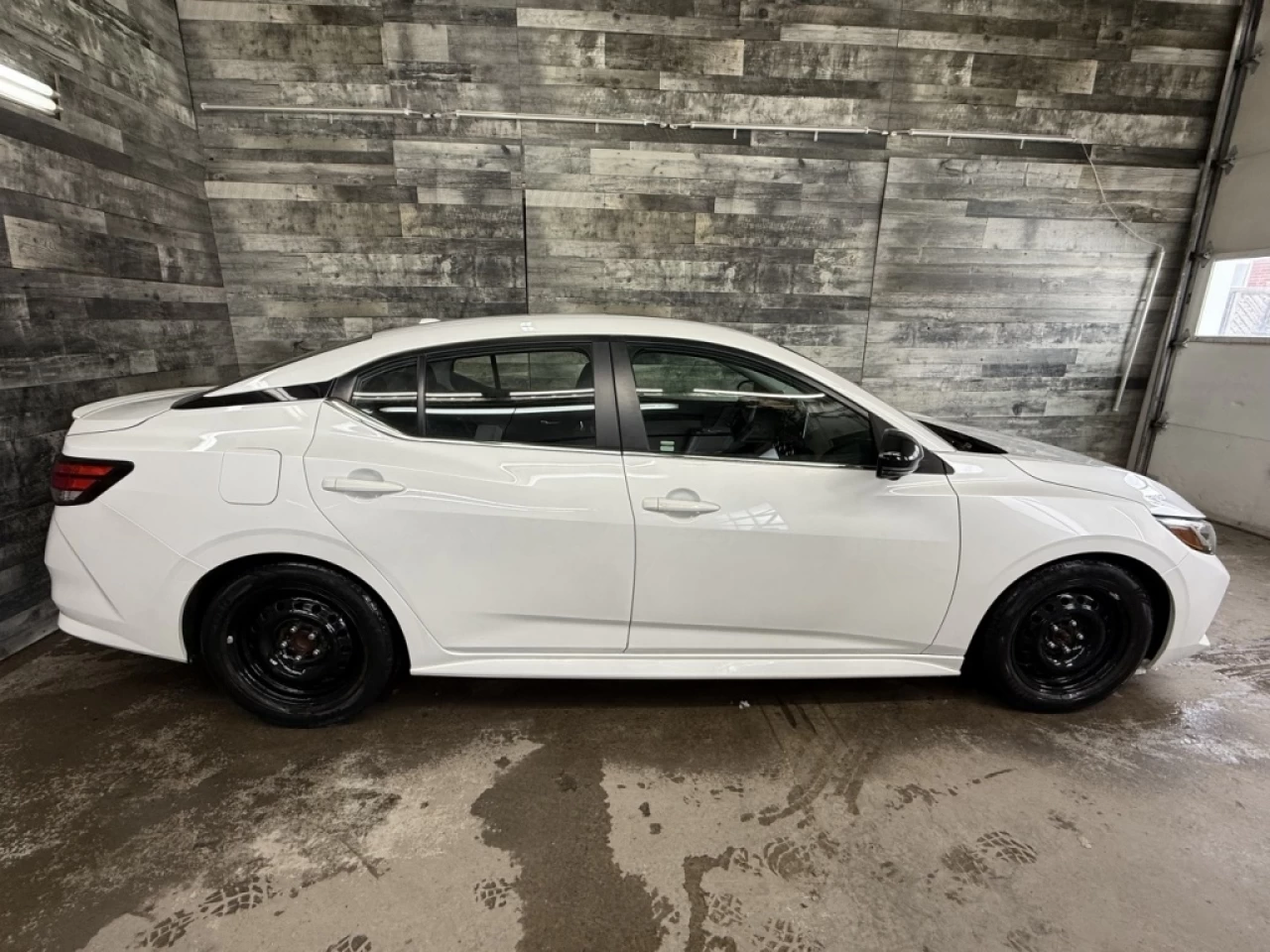 2021 Nissan Sentra SR CUIR TOIT ** APPROUVÉ À 99.9% ** Image principale