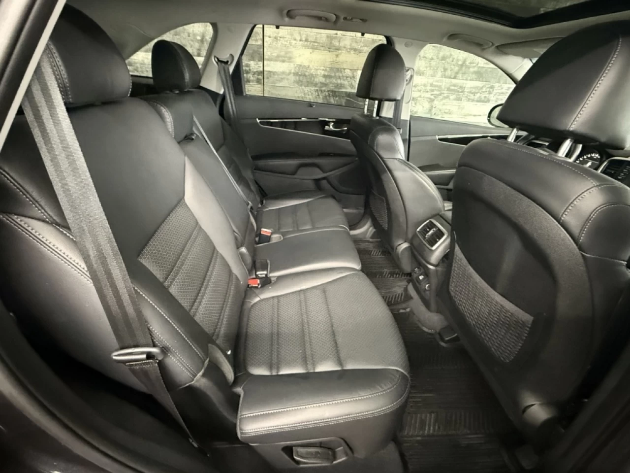 2019 Kia Sorento EX AWD 7 PASS CUIR TOIT ** APPROUVÉ À 99.9% ** Image principale