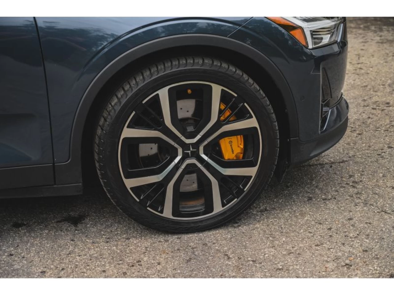 2024 Polestar 2 Long Range Dual Motor Performance Plus Image principale