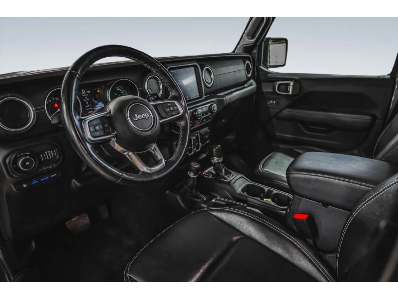 2022 Jeep Wrangler Unlimited Sahara 4x4 Image principale