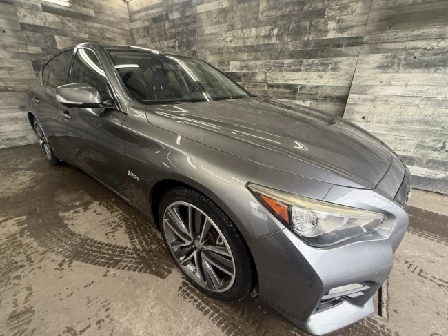 Infiniti Q50 - 2016