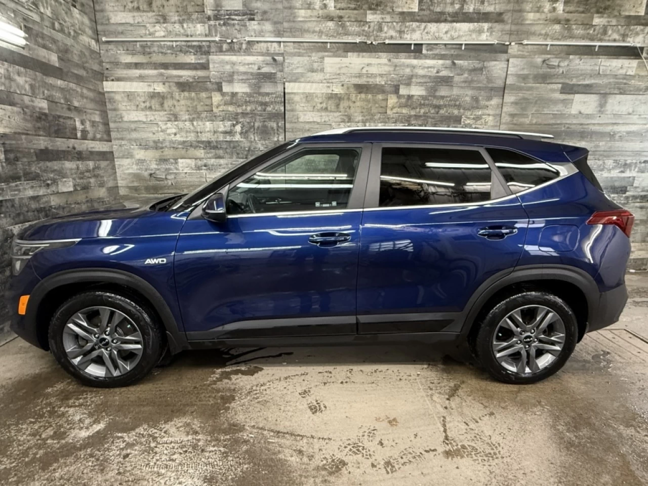 2023 Kia Seltos EX Awd cuir apple carplay Toit **approuvÉe 99,9%** Image principale