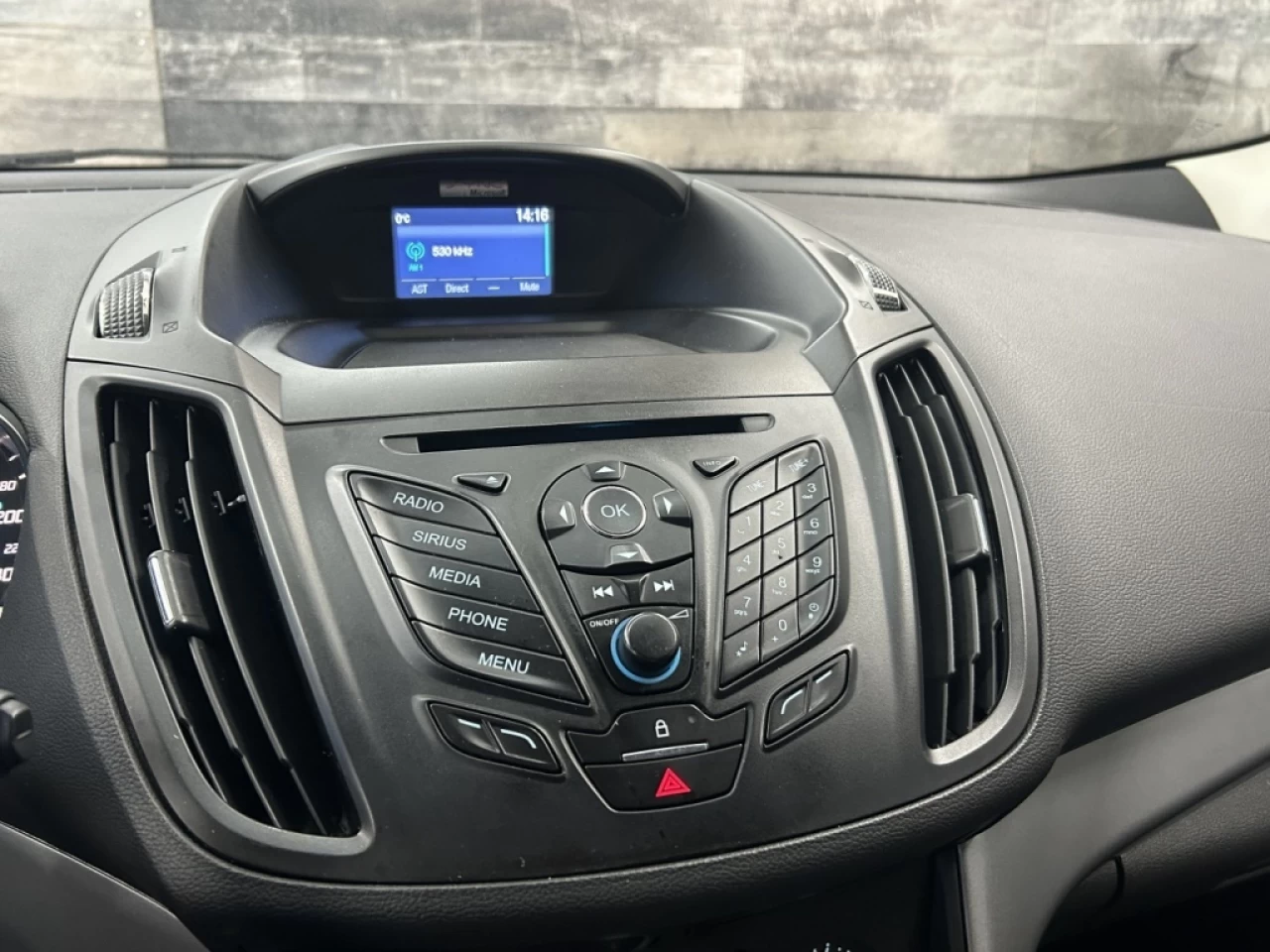 2015 Ford Escape SE Image principale