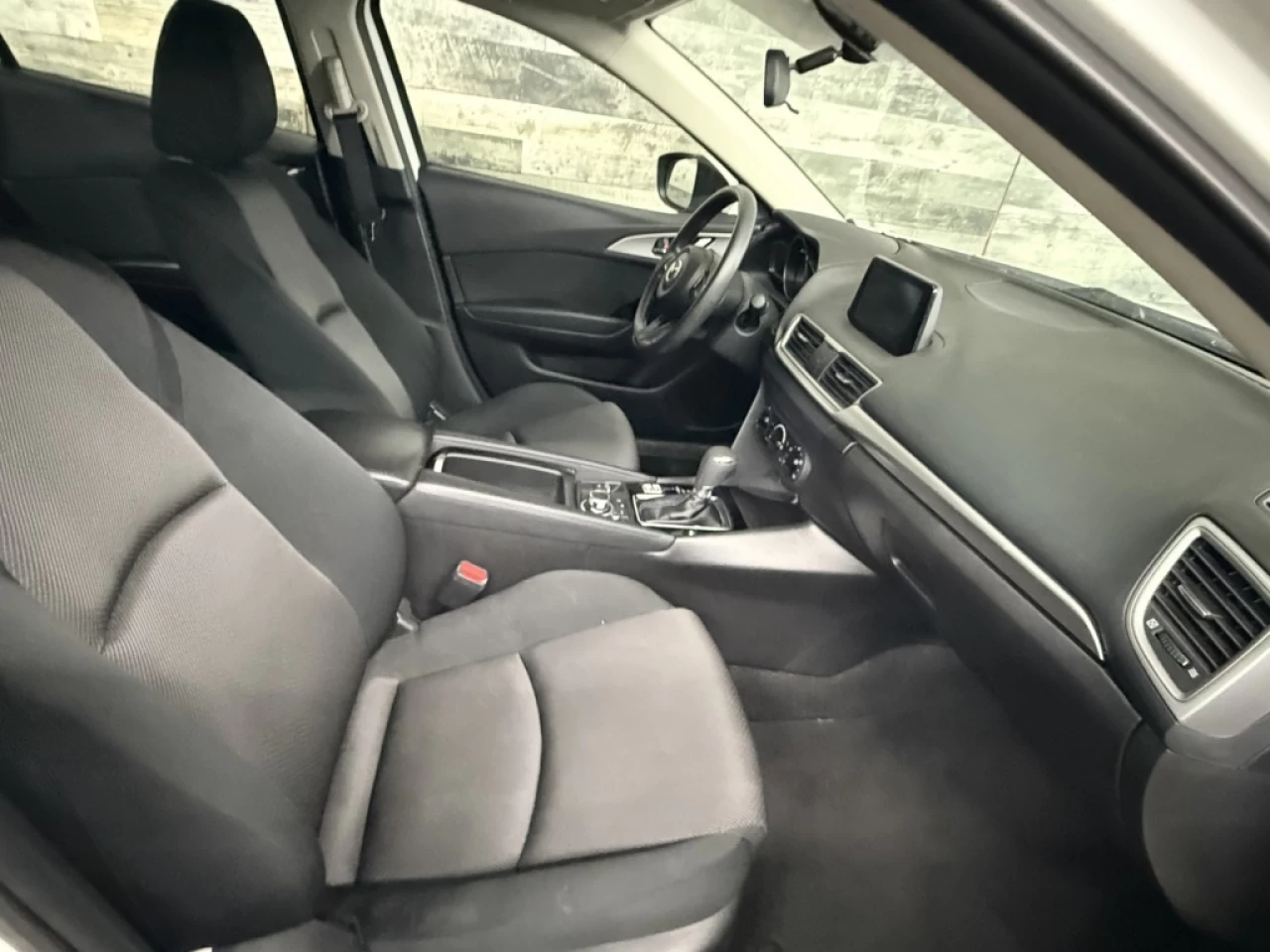 2017 Mazda Mazda3 GX AUTO CAM DE RECUL ** APPROUVÉ À 99.9% ** Image principale