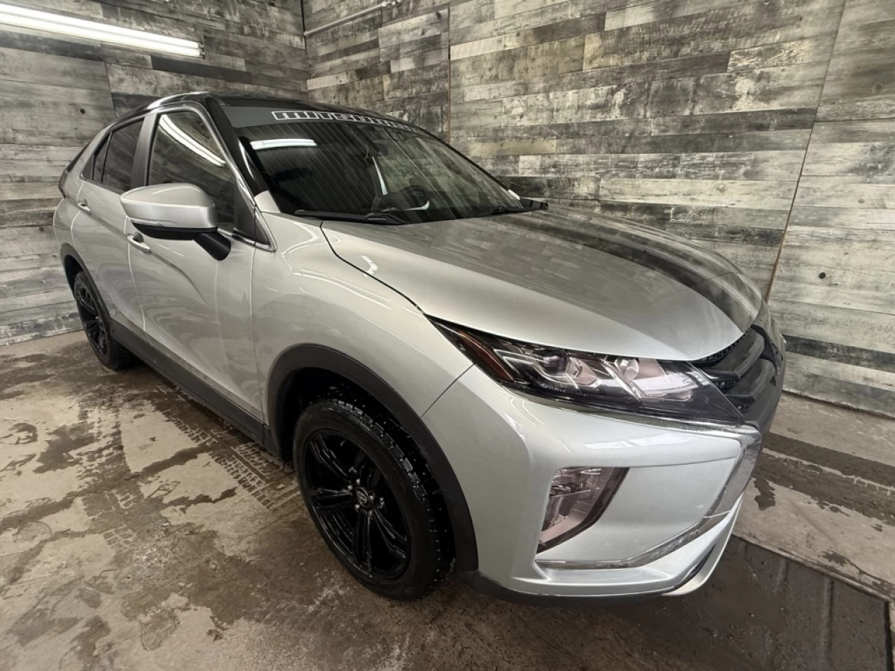 2020 Mitsubishi Eclipse Cross ES Bluetooth Mag Sieges chauffant **ApprouvÉe 99,9 Image principale