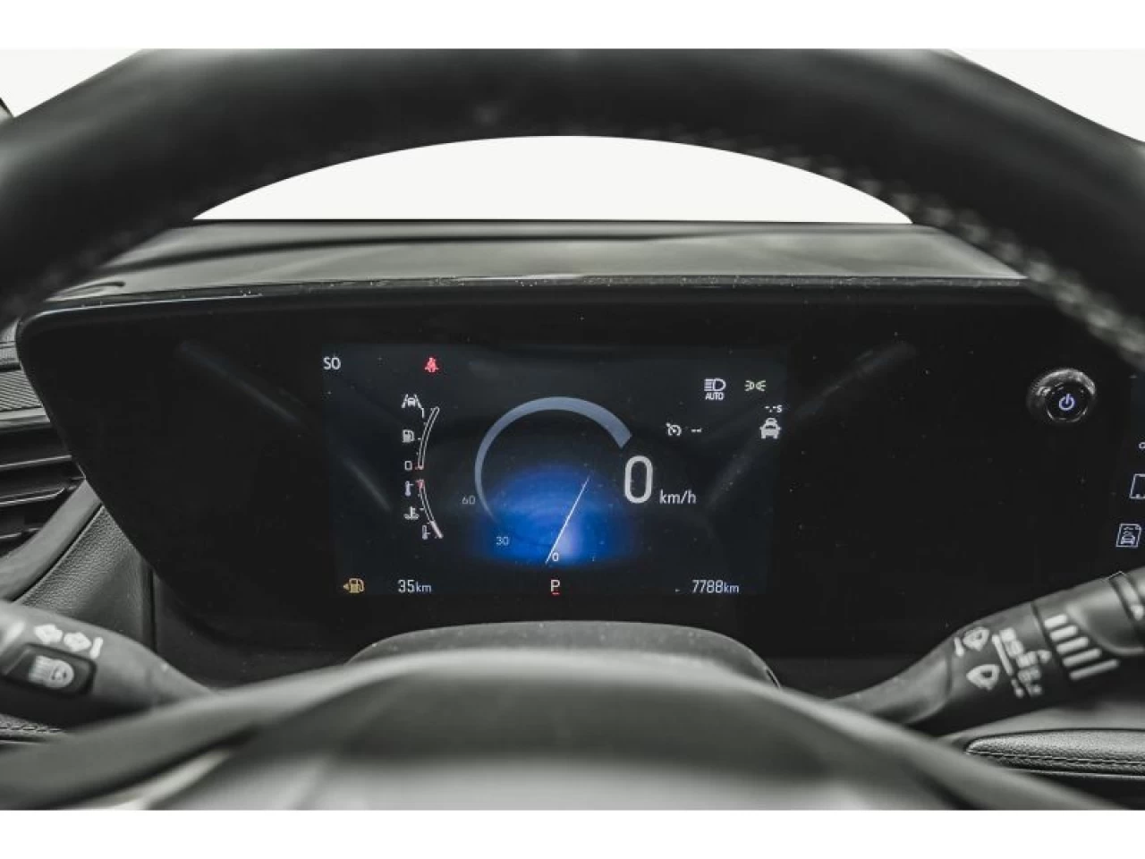 2024 Buick Encore GX AWD 4dr Avenir Main Image