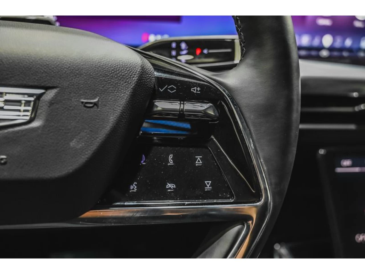 2025 Cadillac Escalade AWD Sport 1 wrap satin valeur 10000$ Main Image