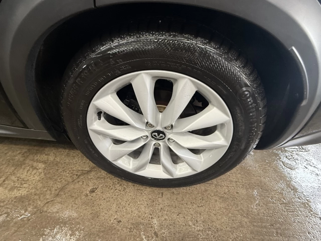 2019 Infiniti QX50 Luxe AWD CUIR TOIT PANO NAV ** APPROUVÉ À 99.9% ** Image principale