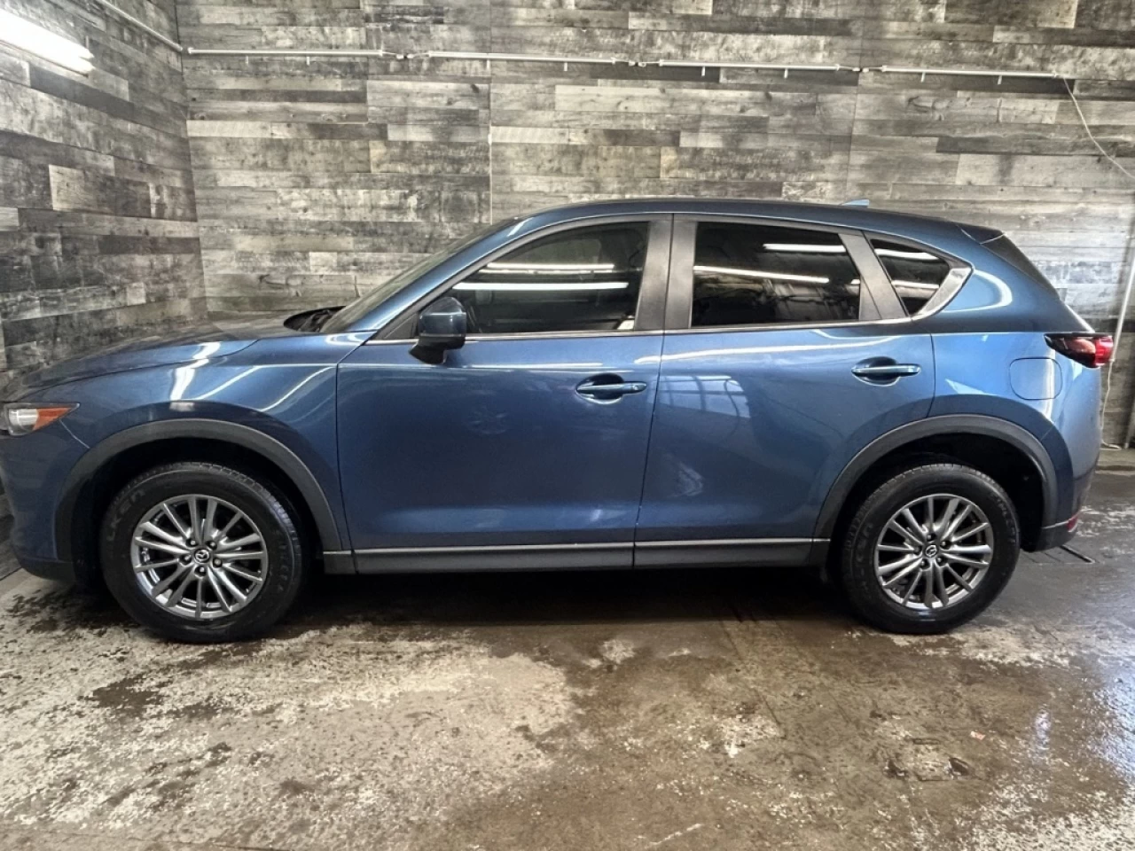 2018 Mazda CX-5 GS AWD NAV CUIR **APPROUVÉE 99,9%** Main Image