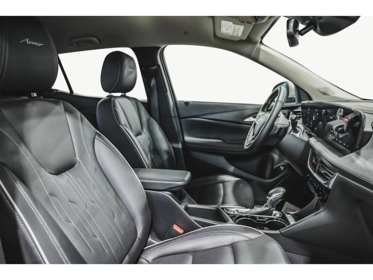 2024 Buick Encore GX AWD 4dr Avenir Main Image