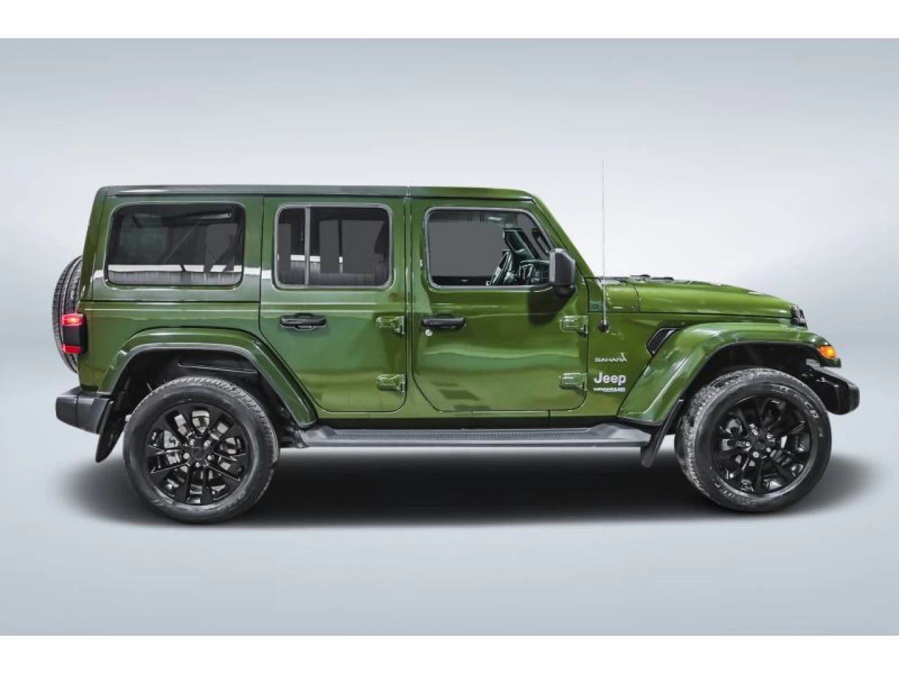 2021 Jeep Wrangler 4XE Unlimited Sahara 4x4 GROUPE REMORQUAGE Main Image