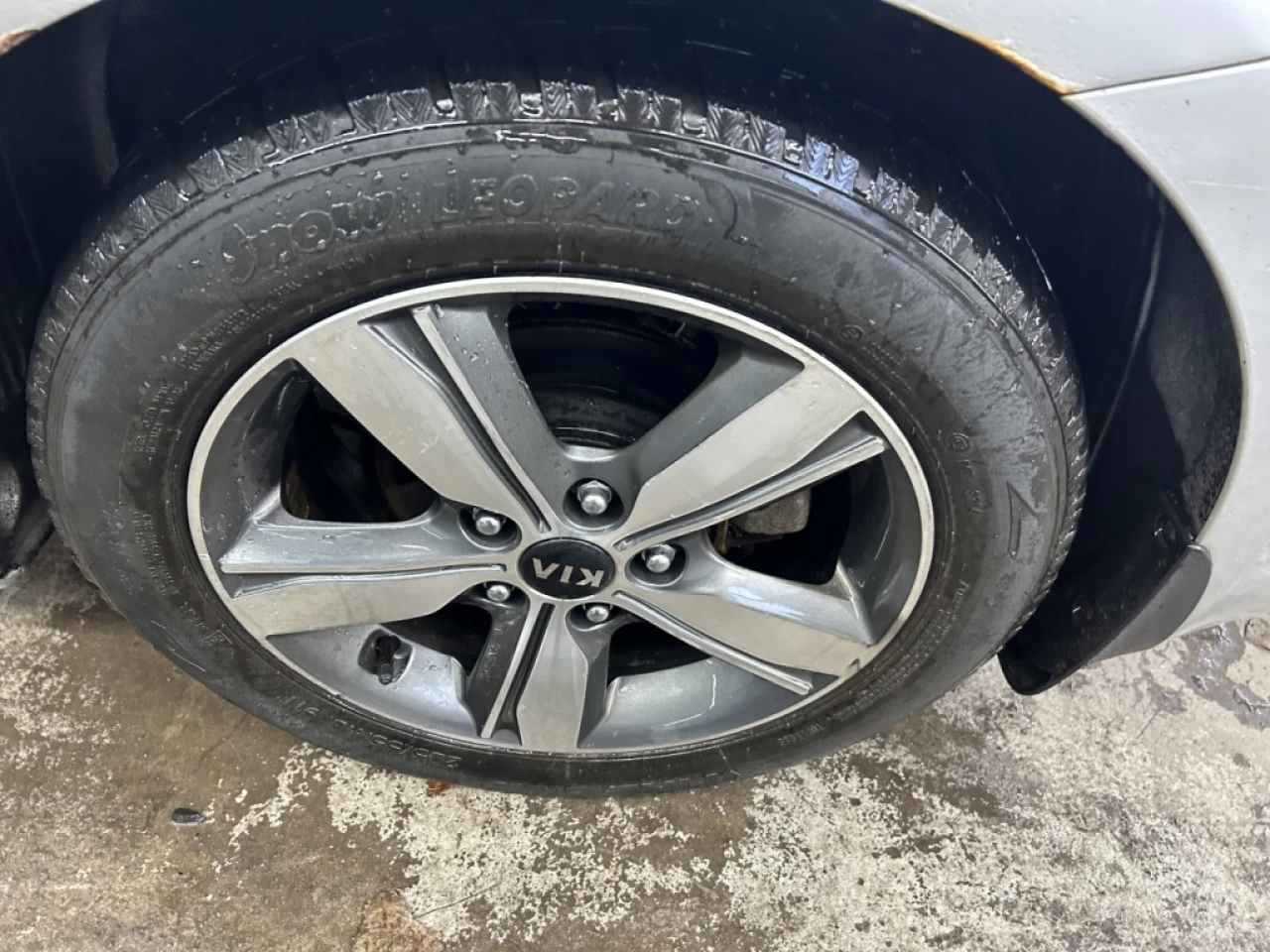 2018 Kia Forte Auto Cam de Recul S. Chauffant ** APPROUVÉE 99.9% Image principale