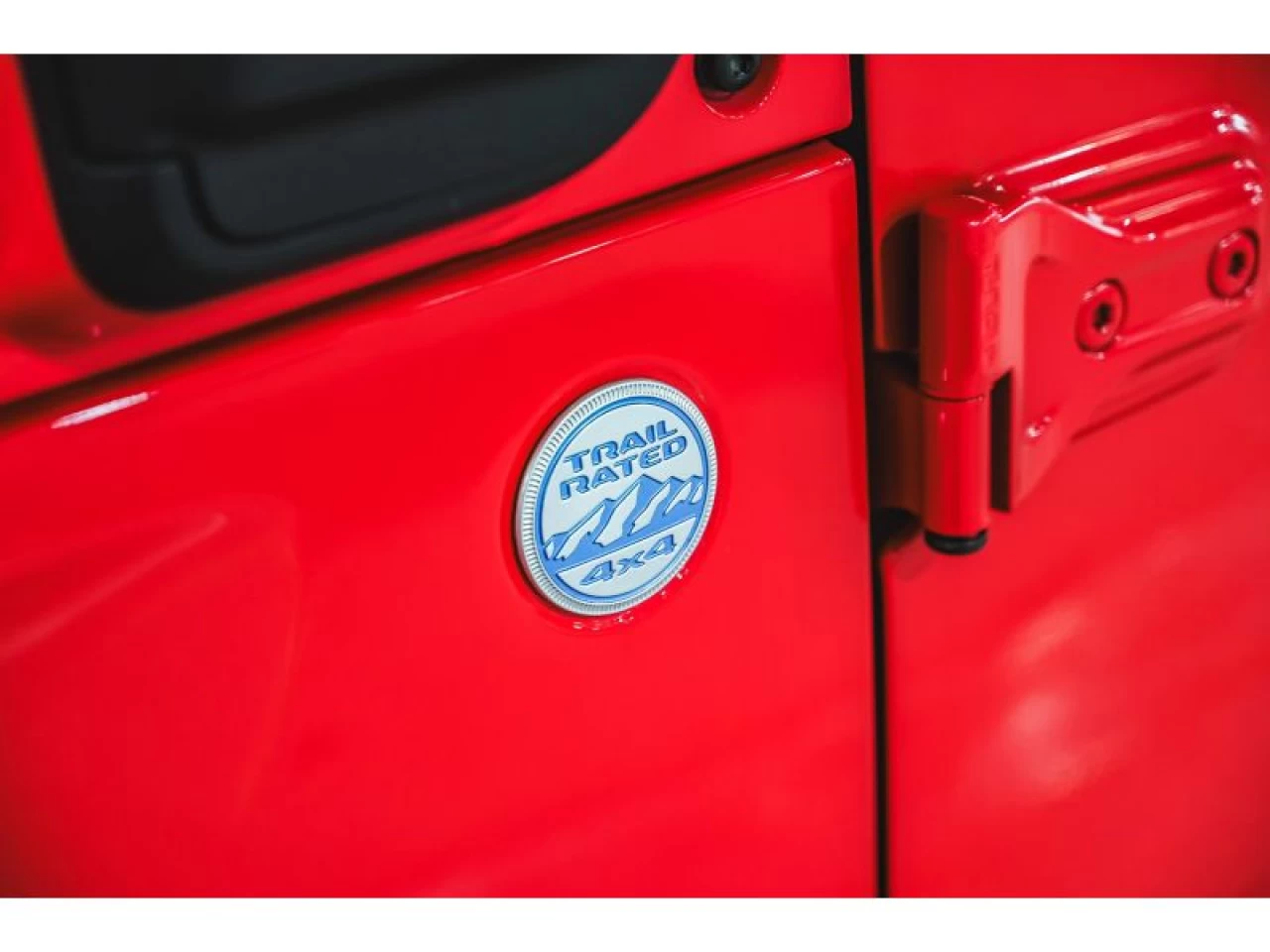2021 Jeep Wrangler 4XE Unlimited Sahara 4x4 GROUPE REMORQUAGE 2 TOITS Main Image
