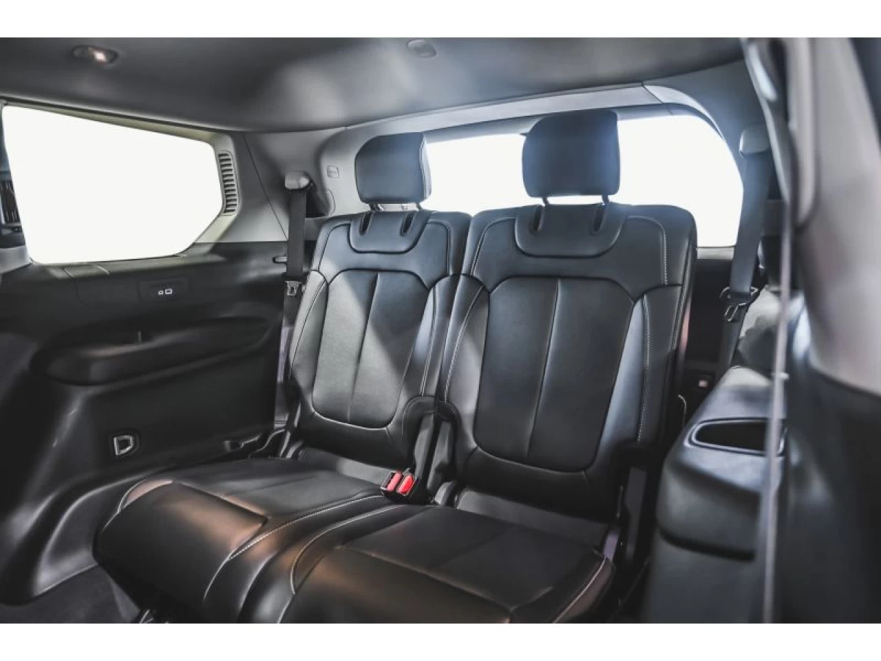 2024 Jeep Grand Cherokee L Limited 4x4 LUXURY TECH 2 BLACK APPEARANCE PCK Main Image