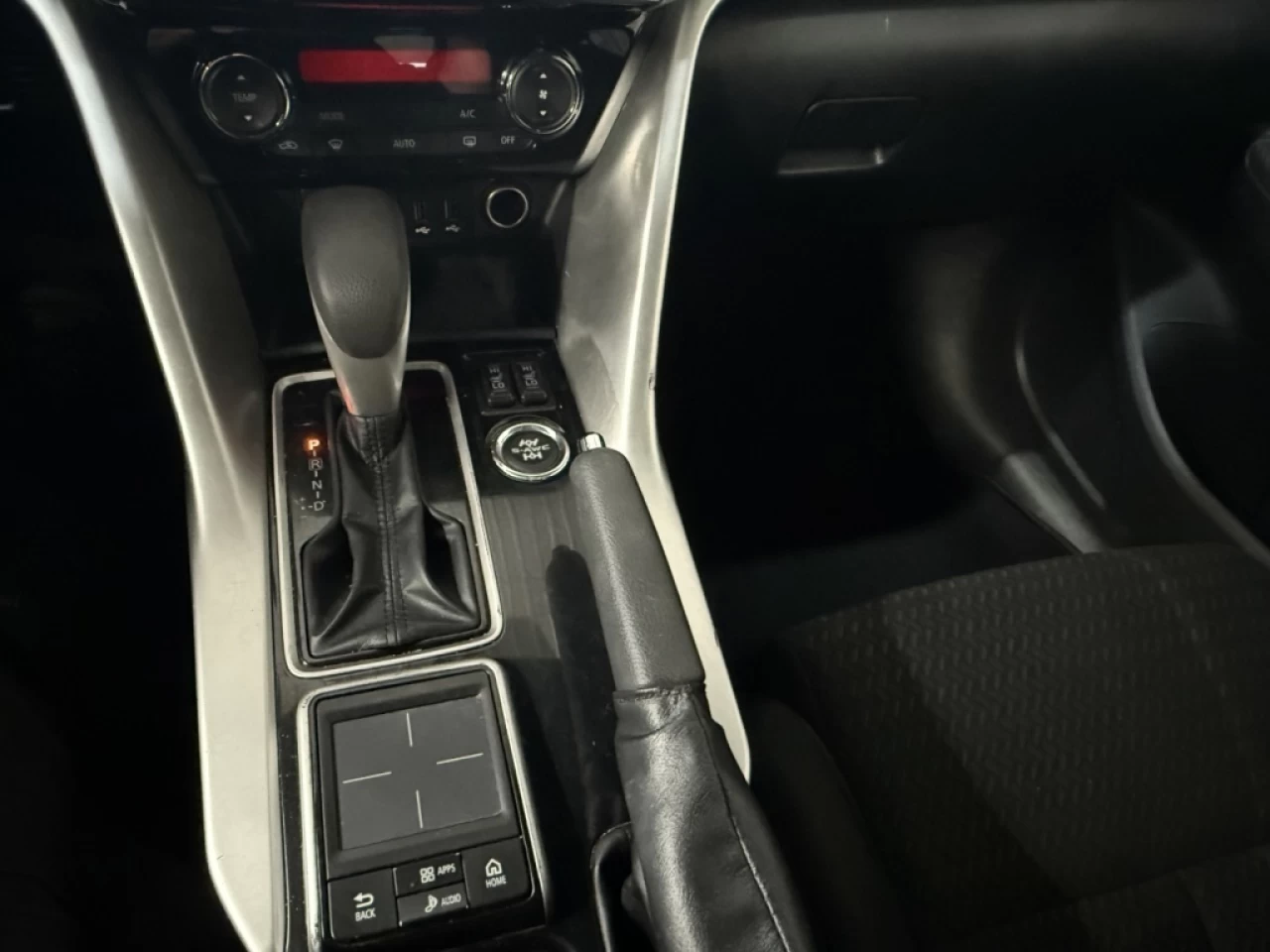 2020 Mitsubishi Eclipse Cross ES Bluetooth Mag Sieges chauffant **ApprouvÉe 99,9 Image principale