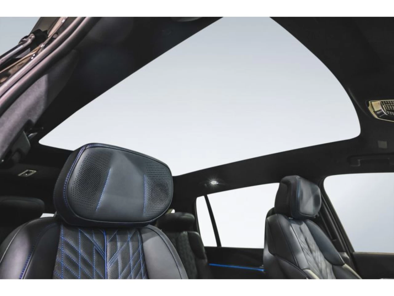 2025 Cadillac Escalade AWD Sport 1 wrap satin valeur 10000$ Main Image