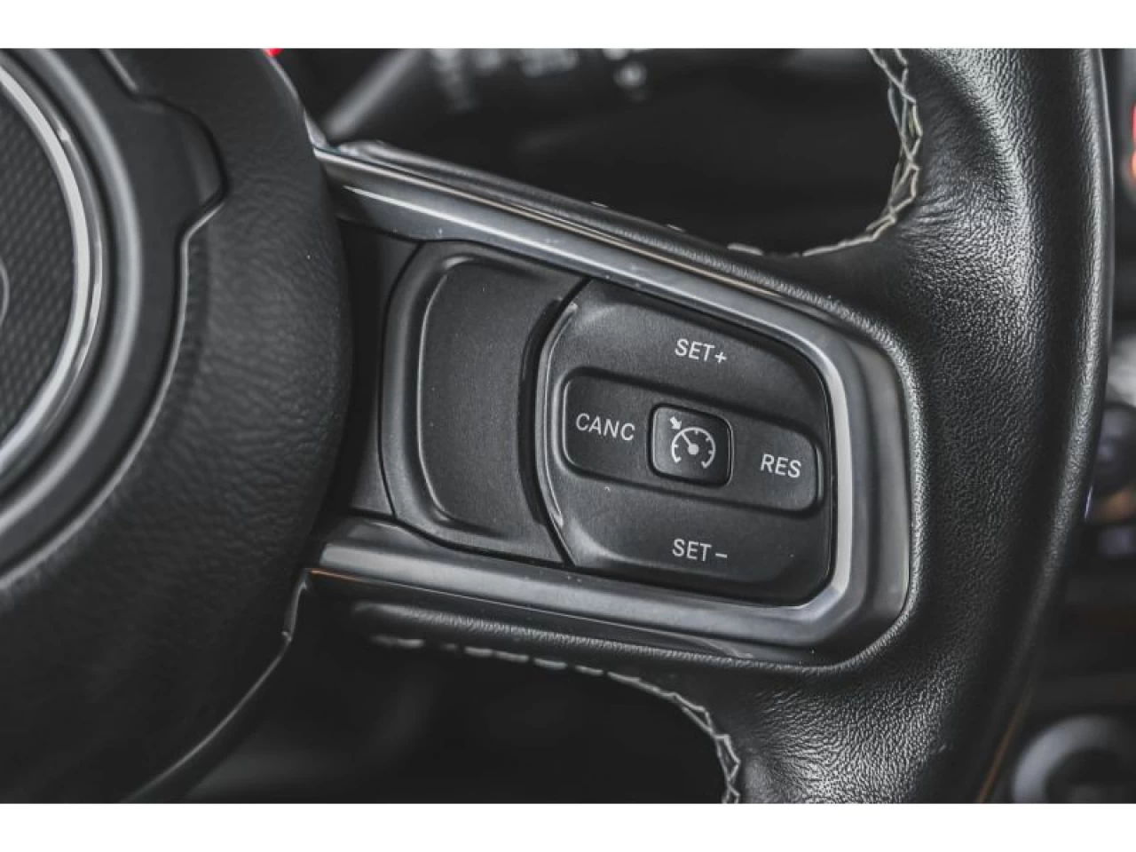 2021 Jeep Wrangler 4XE Unlimited Sahara 4x4 GROUPE REMORQUAGE Main Image