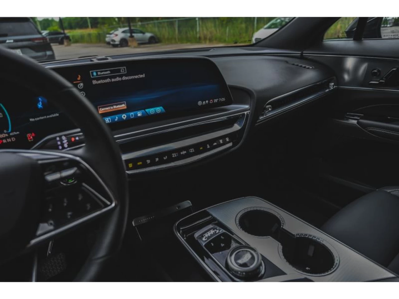 2024 Cadillac LYRIQ 4dr Tech w/1SA Main Image