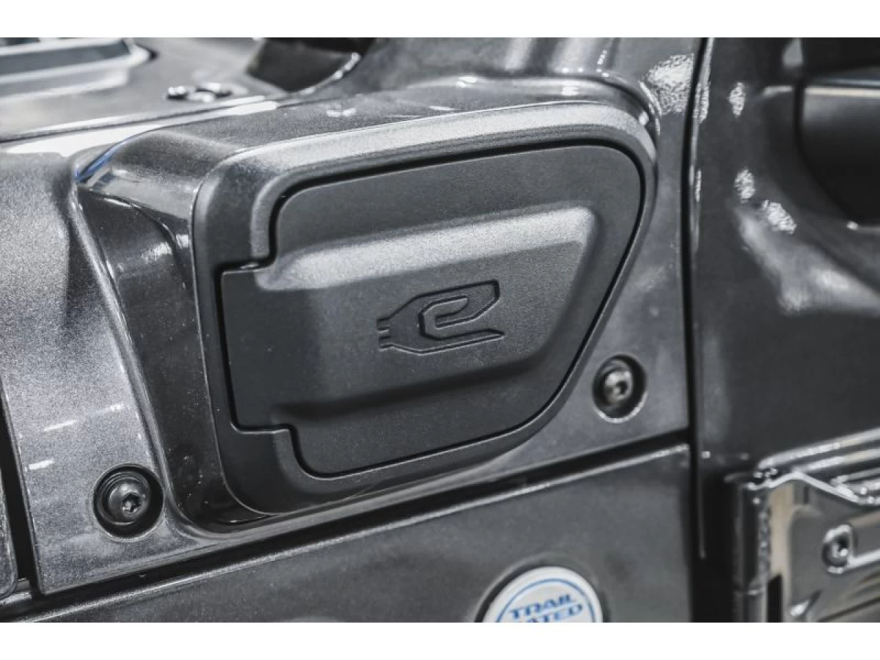 2021 Jeep Wrangler 4xe Unlimited Sahara 4x4 GR. TEMPS ENS REMORQUAGE Main Image