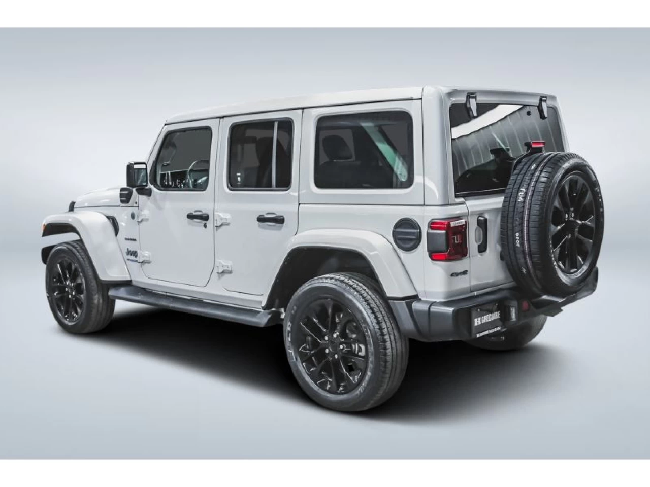 2021 Jeep Wrangler 4XE Unlimited Sahara 4X4 SKY ONE-TOUCH COLD WEATHE Main Image