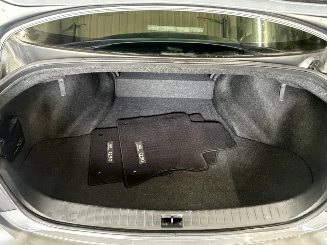 2016 Infiniti Q50 3.0t AWD NAV CUIR TOIT S,CHAUFFANT**APPROUVÉE 99,9 Main Image