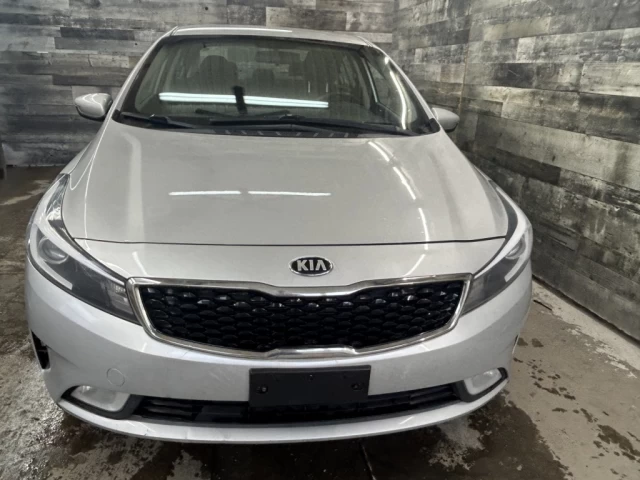 Kia Forte Auto Cam de Recul S. Chauffant ** APPROUVÉE 99.9% 2018