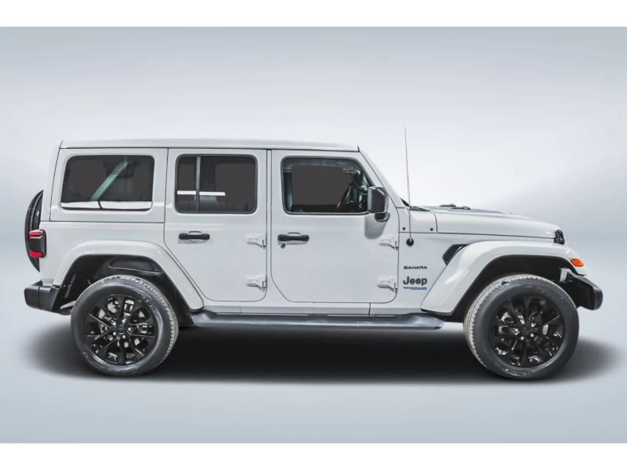2021 Jeep Wrangler 4XE Unlimited Sahara 4X4 SKY ONE-TOUCH COLD WEATHE Main Image