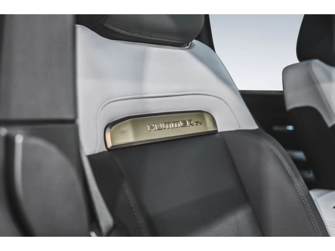 2024 GMC HUMMER EV SUV e4WD 4dr 3X Main Image
