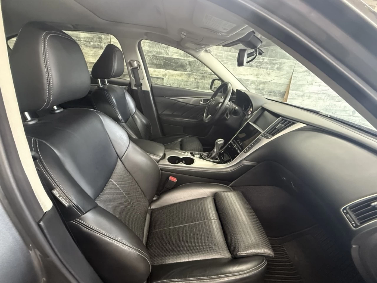 2016 Infiniti Q50 3.0t AWD NAV CUIR TOIT S,CHAUFFANT**APPROUVÉE 99,9 Main Image