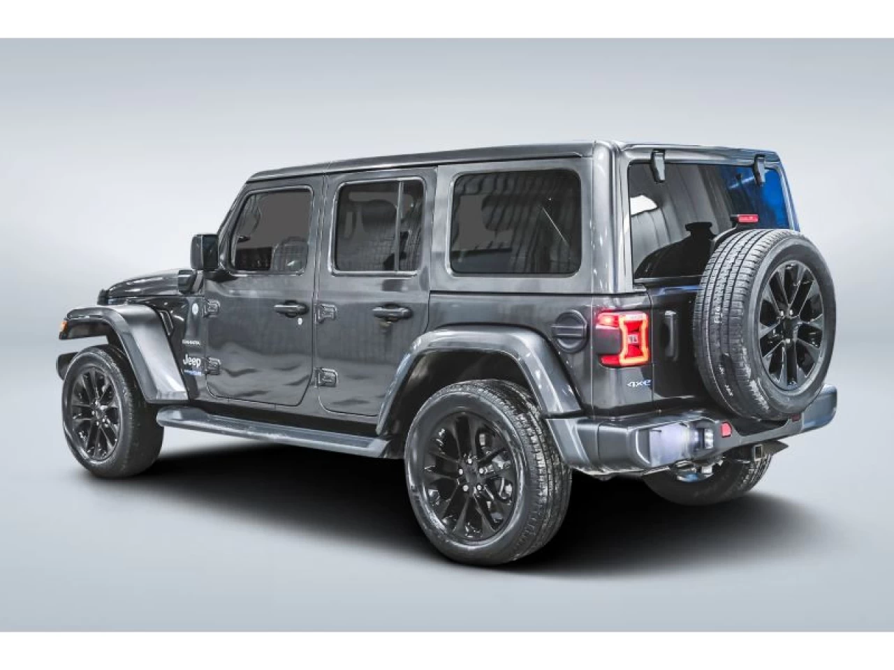 2021 Jeep Wrangler 4xe Unlimited Sahara 4x4 GR. TEMPS ENS REMORQUAGE Main Image