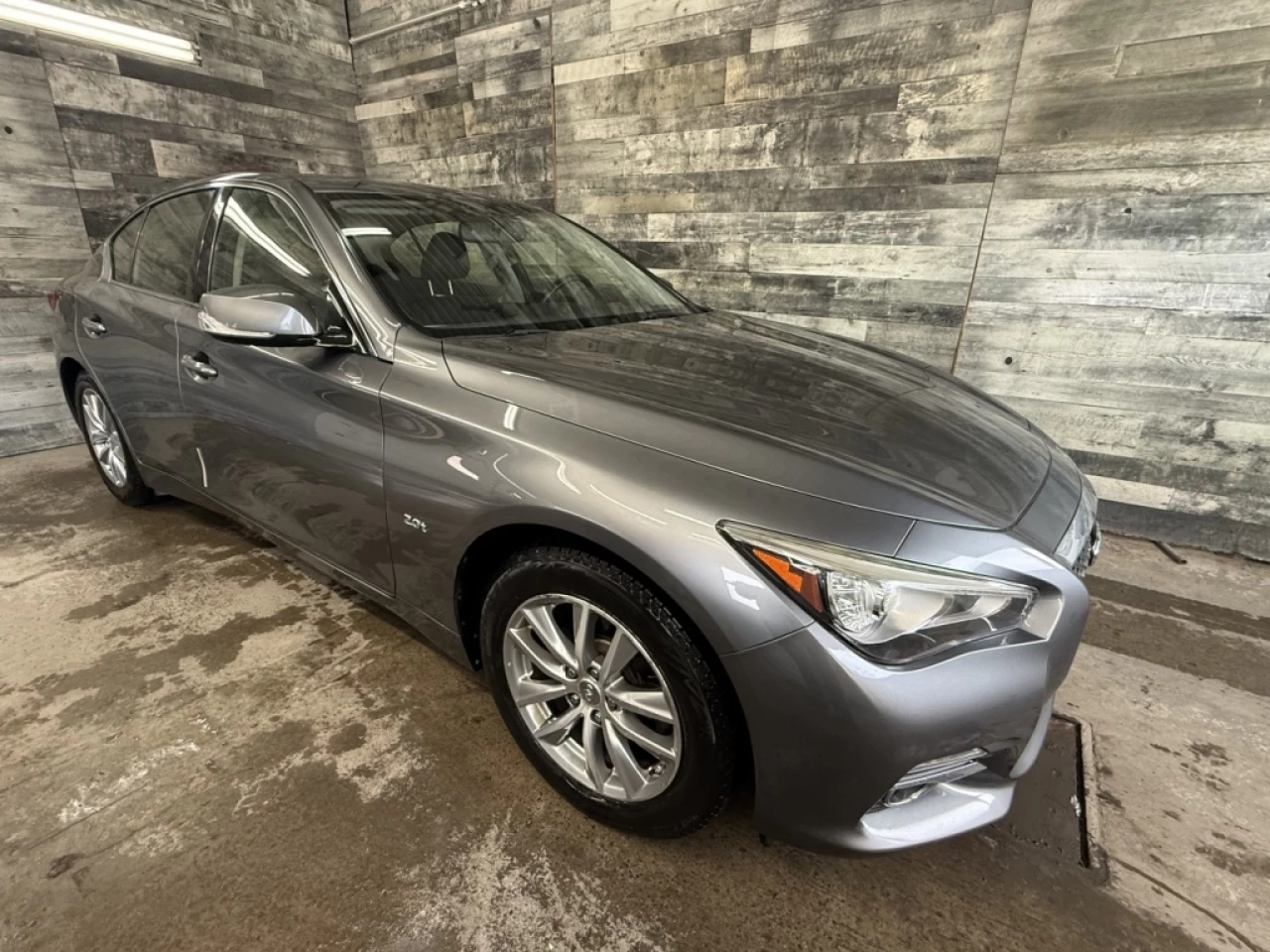 2017 Infiniti Q50 AWD CUIR TOIT NAV **APPROUVÉ À 99.9%** Image principale