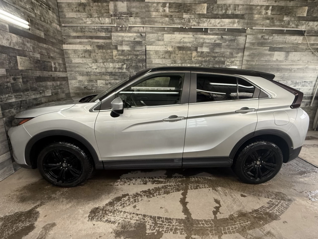 2020 Mitsubishi Eclipse Cross ES Bluetooth Mag Sieges chauffant **ApprouvÉe 99,9 Image principale
