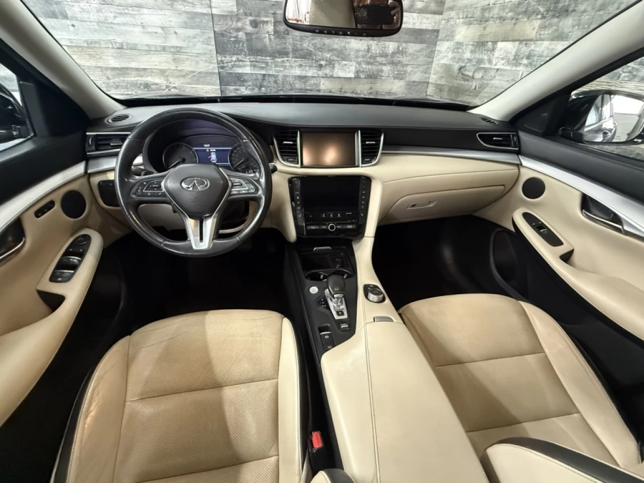2019 Infiniti QX50 Luxe AWD CUIR TOIT PANO NAV ** APPROUVÉ À 99.9% ** Image principale