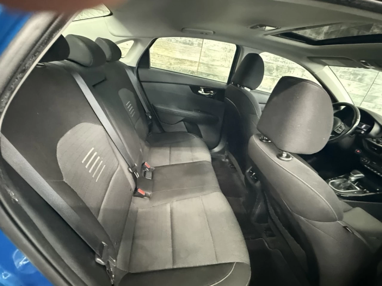 2021 Kia Forte EX Apple CarPlay, Toit, Bluetooth ** APPROUVÉ À 99 Image principale