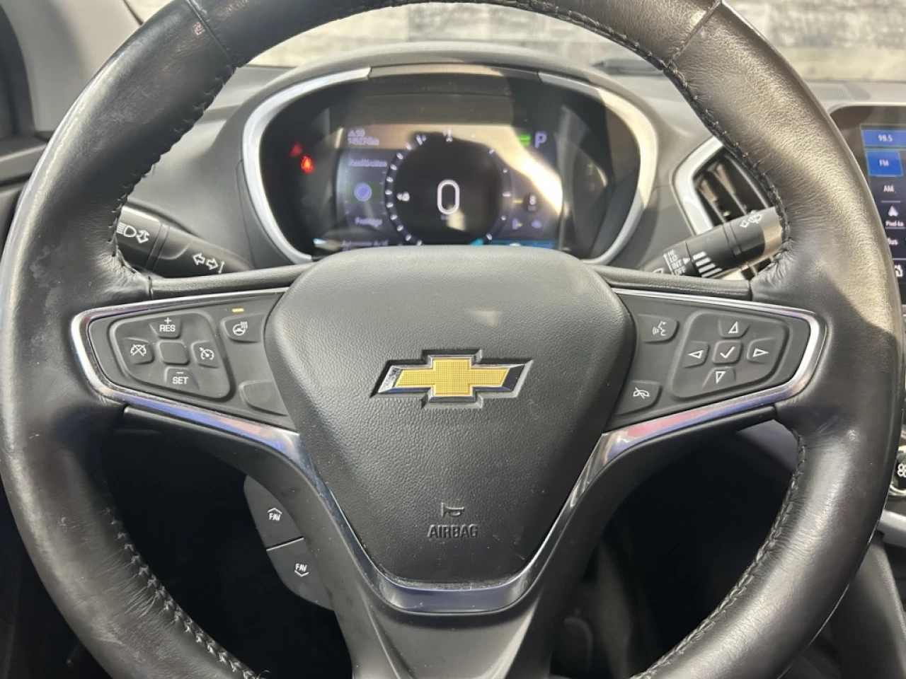 2019 Chevrolet Volt LT HYBRID **APPROUVÉ À 99.9%** Image principale