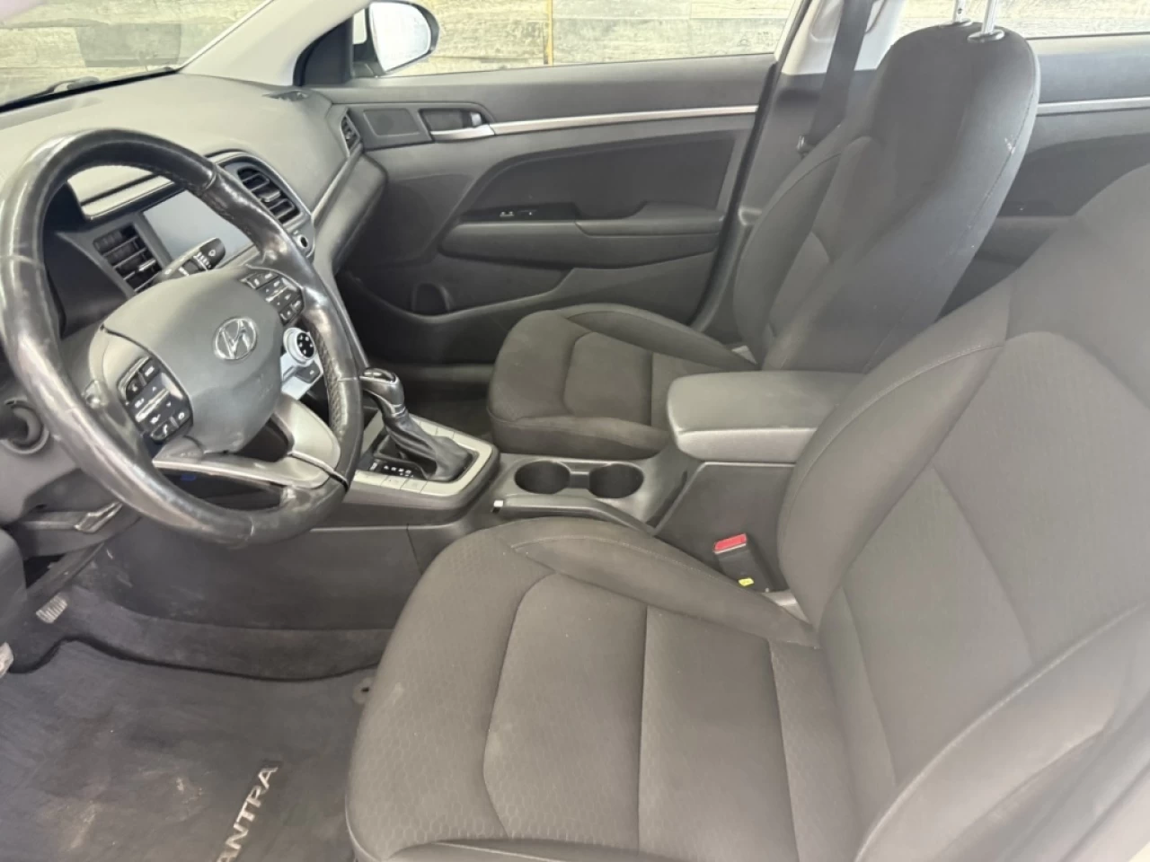 2019 Hyundai Elantra Preferred  Auto Bluetooth ** APPROUVÉ À ** 99.9% Image principale