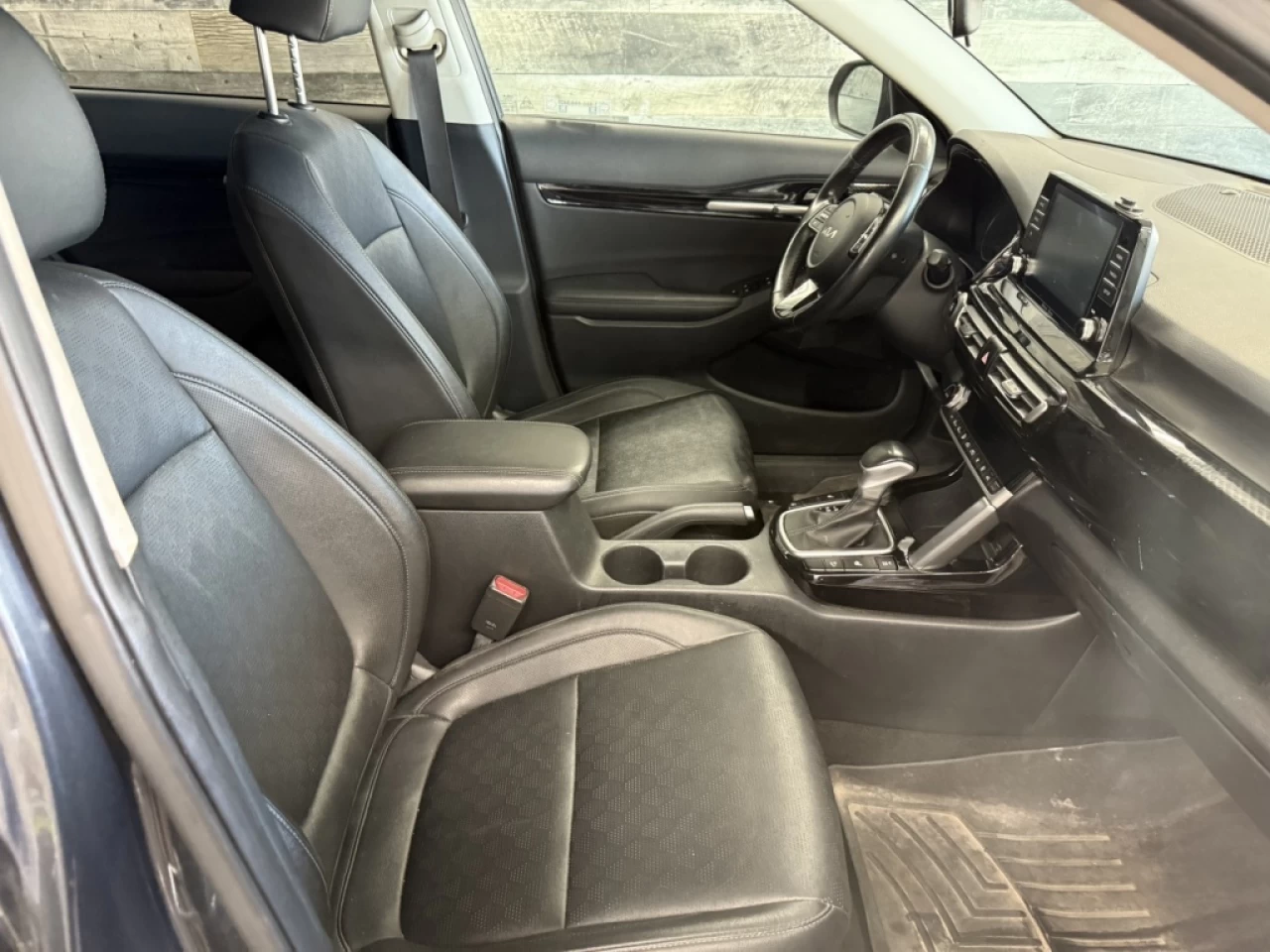 2022 Kia Seltos EX AWD CUIR TOIT PANO **APPROUVÉ À 99.9%** Image principale