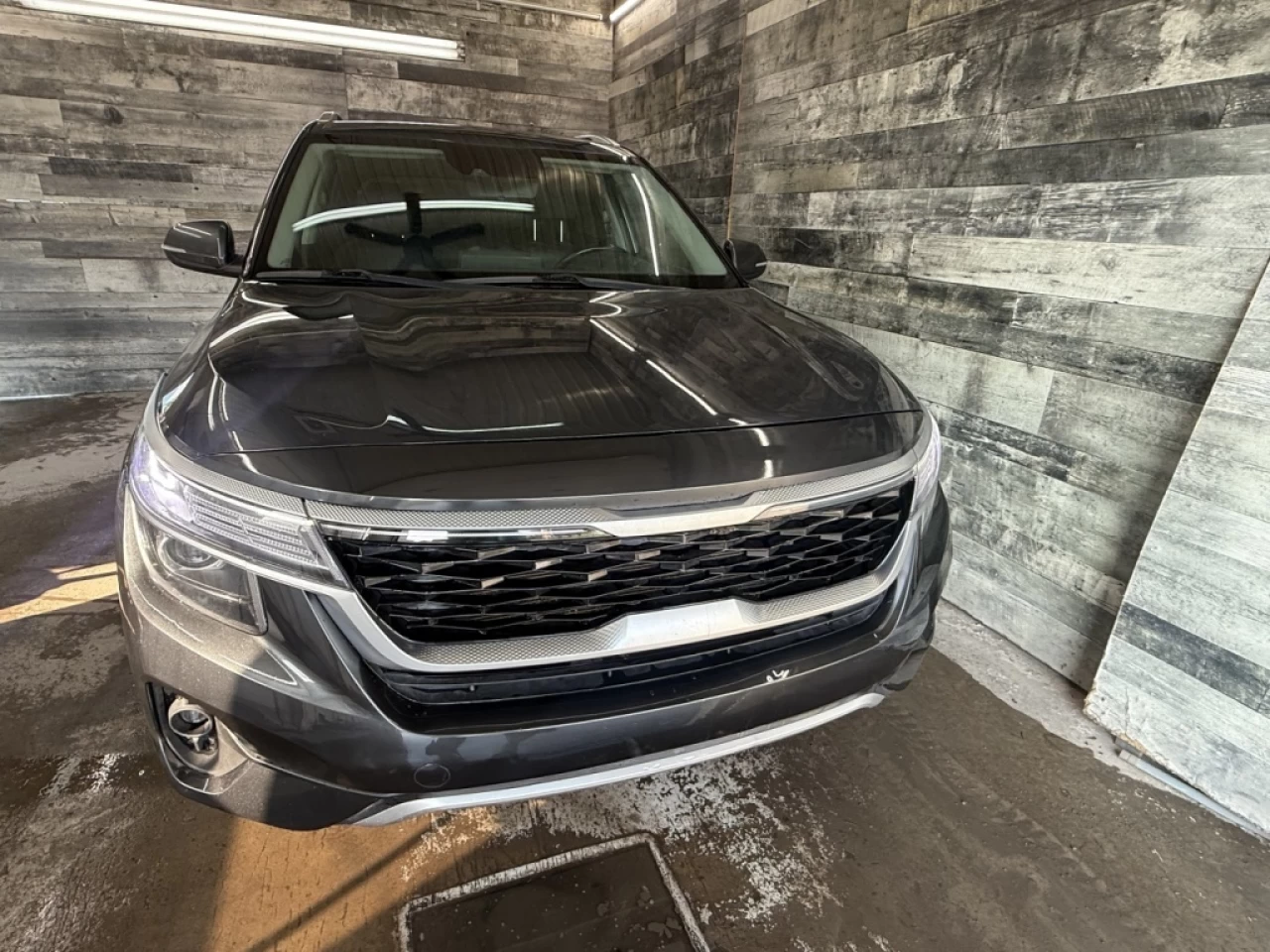 2022 Kia Seltos EX AWD CUIR TOIT PANO **APPROUVÉ À 99.9%** Image principale