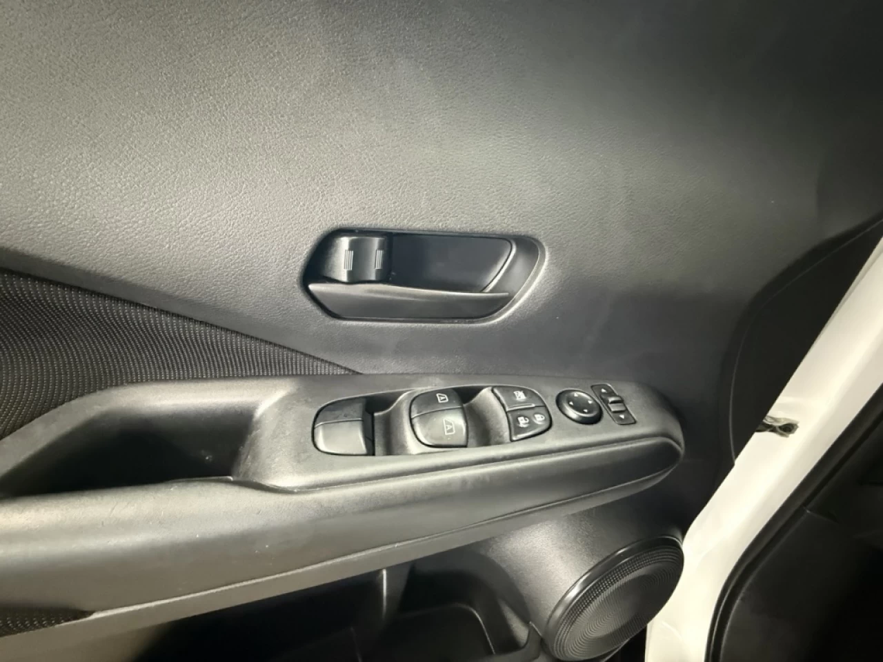 2022 Nissan Kicks S Bluetooth commande au volant cam de recul **Appr Image principale