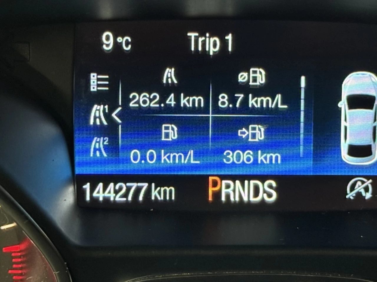 2018 Ford Escape SE AWD CAM DE RECUL **APPROUVÉ À 99.9%** Image principale