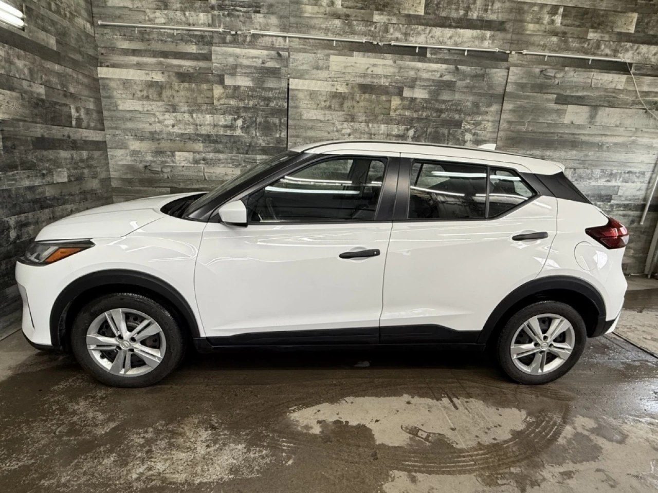 2022 Nissan Kicks S Bluetooth commande au volant cam de recul **Appr Image principale